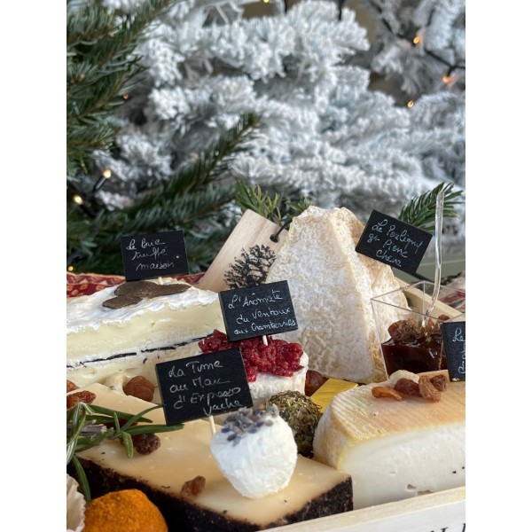Plateau de Fromages Artisanaux Spécial Noël: Le Gourmet - Nos plateaux fromages et charcuterie à partager : achat en ligne