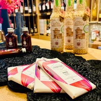 🙌 Viva les saveurs du Mexique ! 🇲🇽 

🛍️ Tequilas premium, chocolats, sauces pimentées… de quoi ensoleiller les papilles durant cet automne !

.
.
.
.
#maisonmoga #islesurlasorgue #epiceriefine #caviste #provence